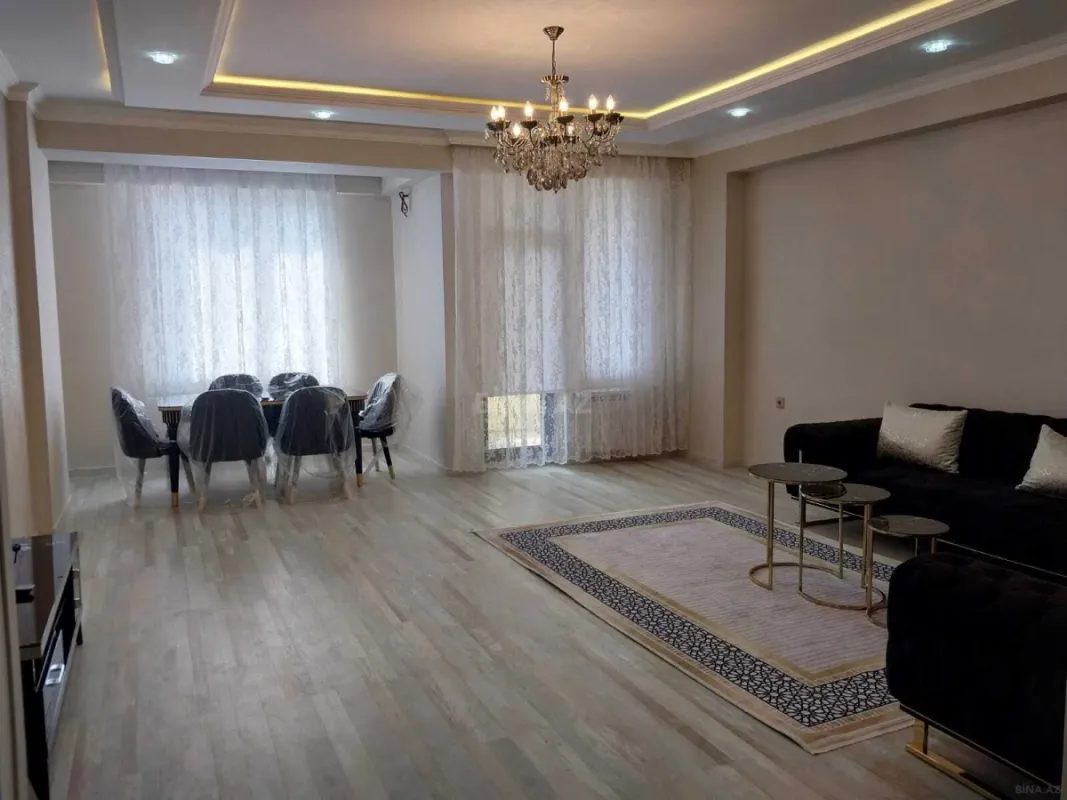 Kirayə verilir 3 otaqlı mənzil 140 m²