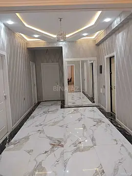 Kirayə verilir 3 otaqlı mənzil 140 m²
