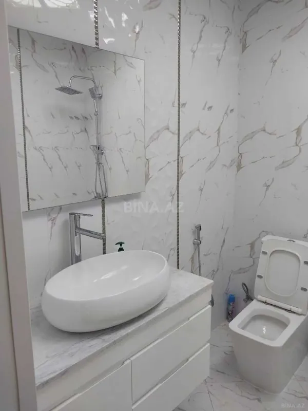 Kirayə verilir 3 otaqlı mənzil 140 m²