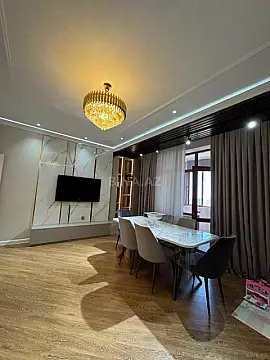 Satılır 2 otaqlı mənzil 105 m²