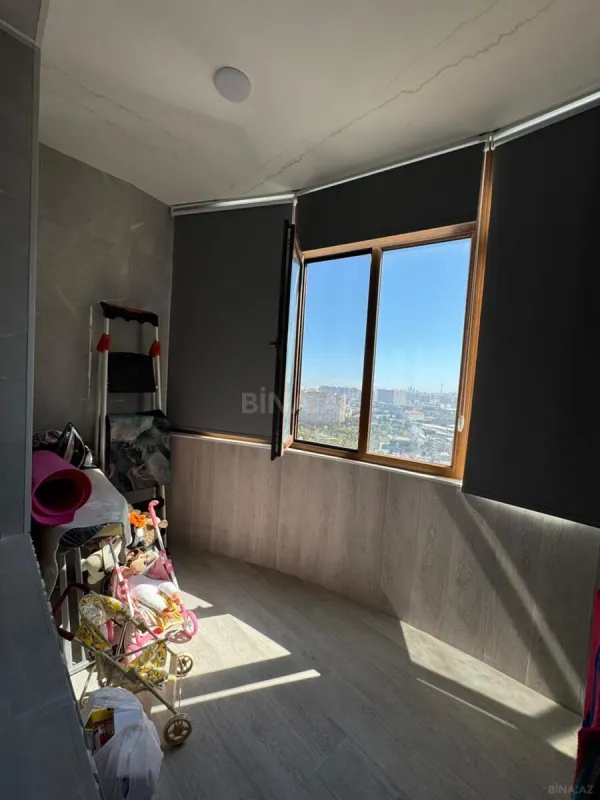 Satılır 2 otaqlı mənzil 105 m²