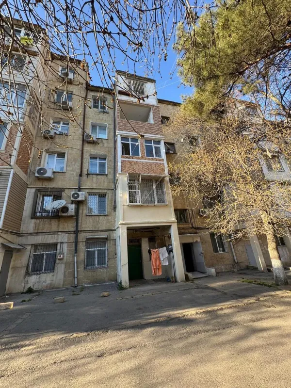 Satılır 3 otaqlı mənzil 74 m²