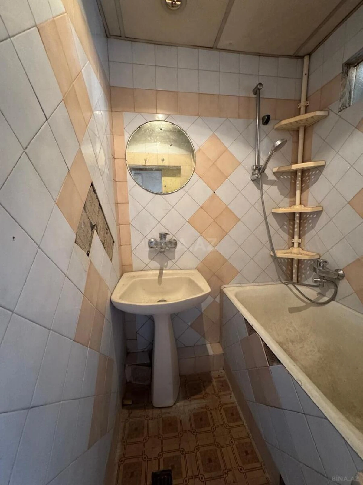 Satılır 3 otaqlı mənzil 74 m²