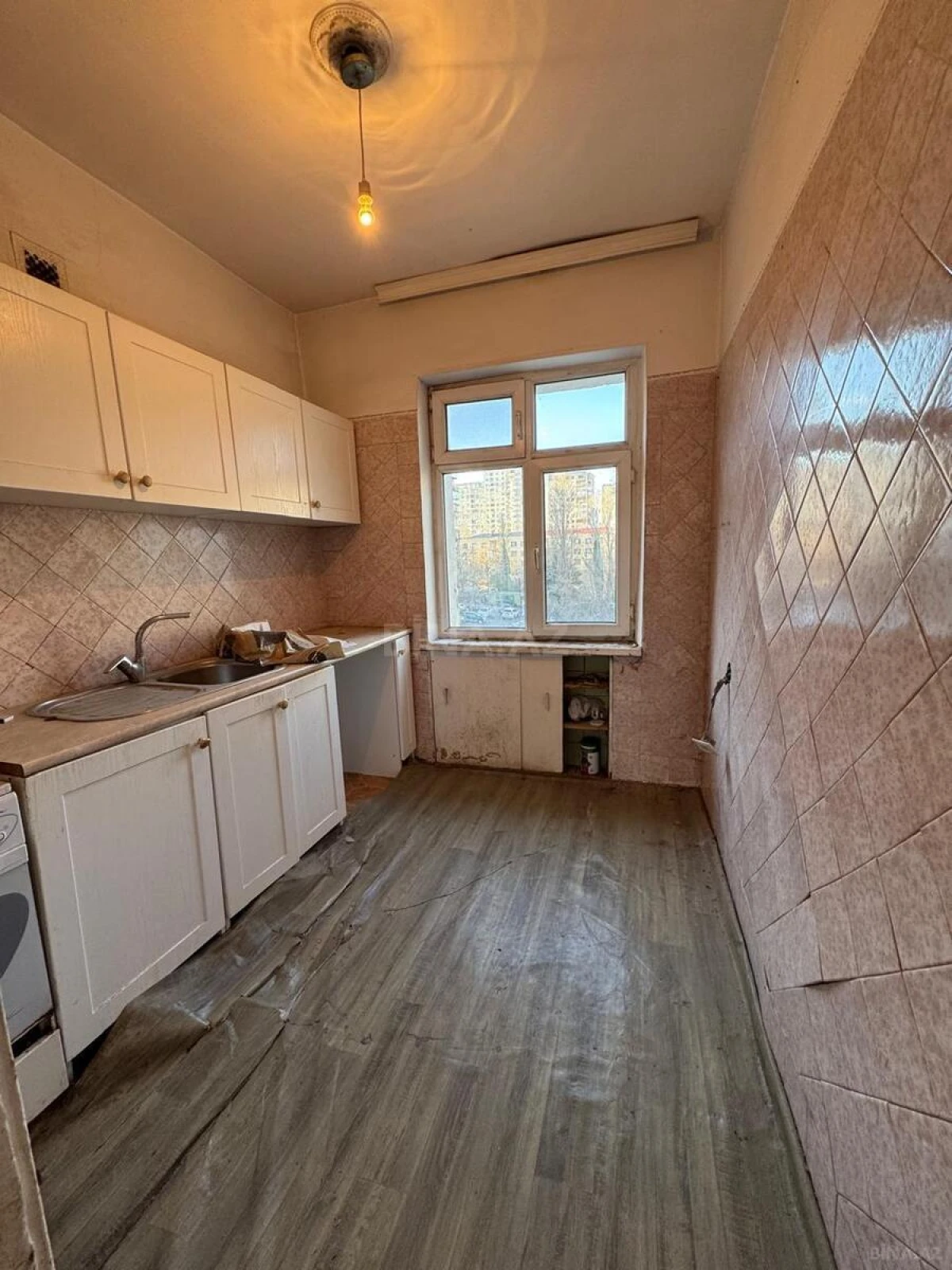 Satılır 3 otaqlı mənzil 74 m²