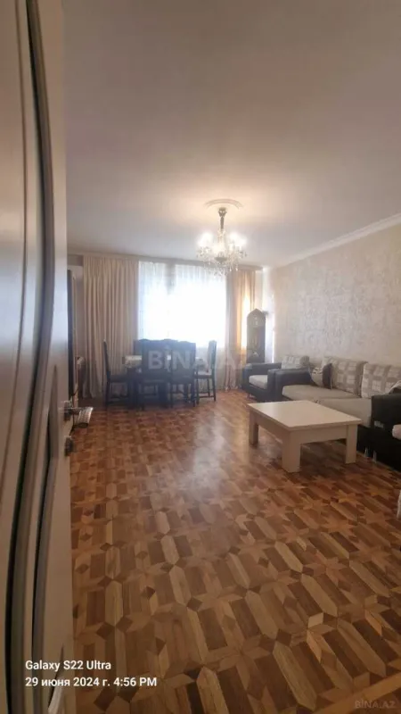 Satılır 5 otaqlı mənzil 120 m²