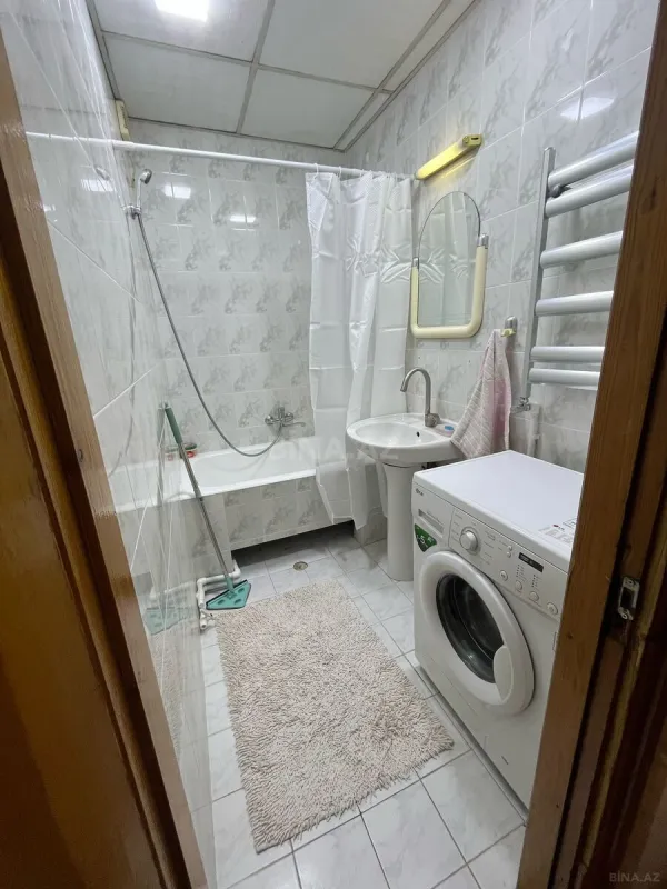 Kirayə verilir 2 otaqlı mənzil 65 m²