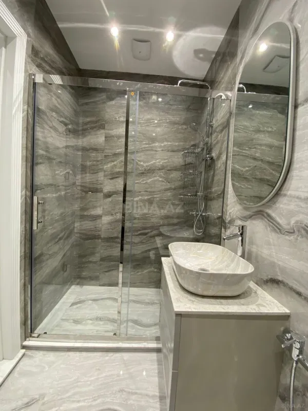 Kirayə verilir 3 otaqlı mənzil 120 m²