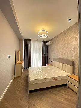 Kirayə verilir 3 otaqlı mənzil 120 m²