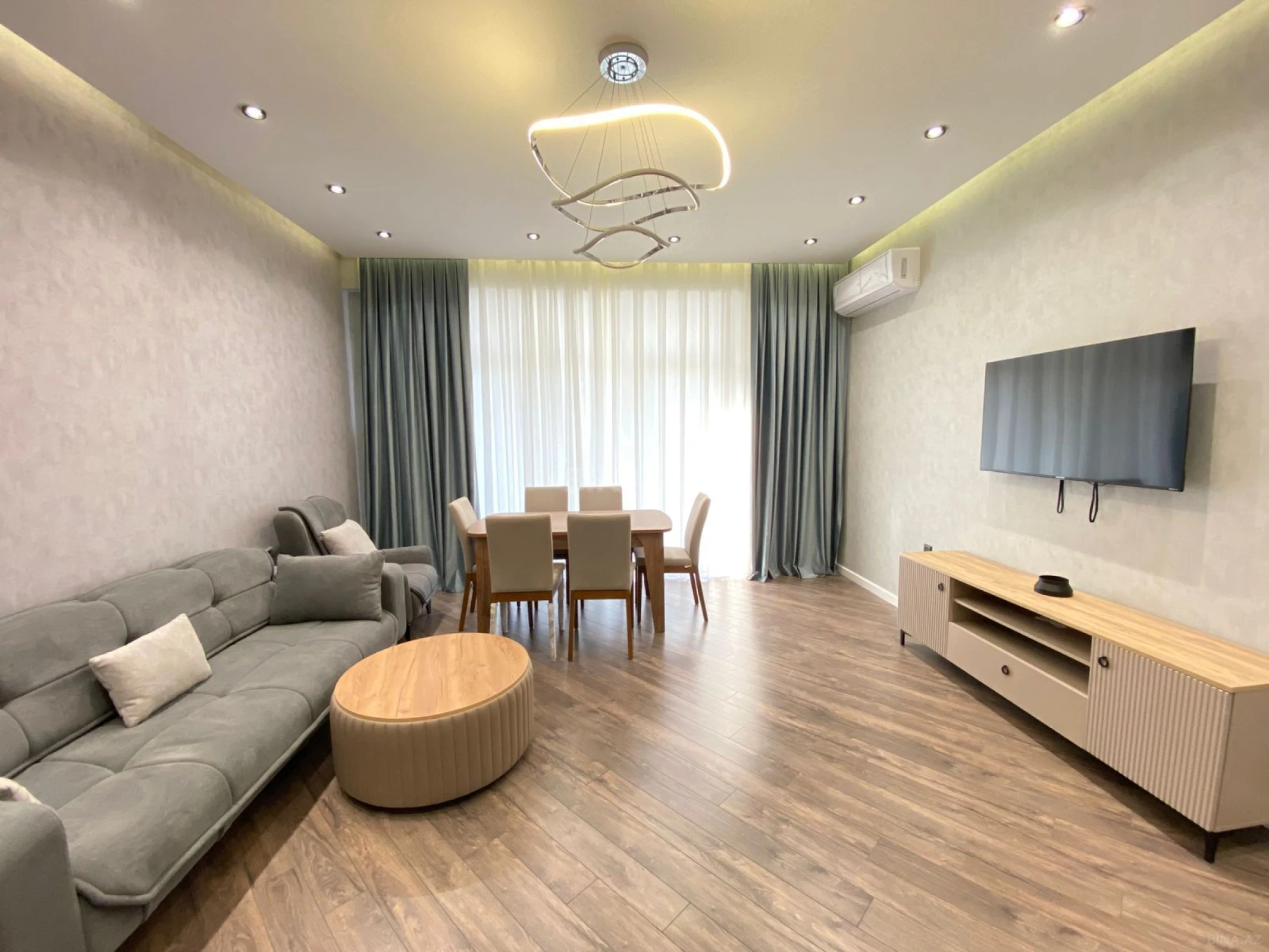 Kirayə verilir 3 otaqlı mənzil 120 m²