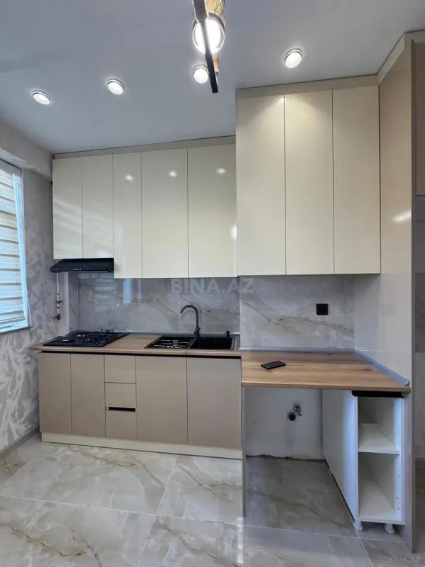 Satılır 2 otaqlı mənzil 86 m²