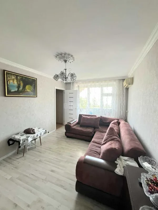 Satılır 2 otaqlı mənzil 45 m²