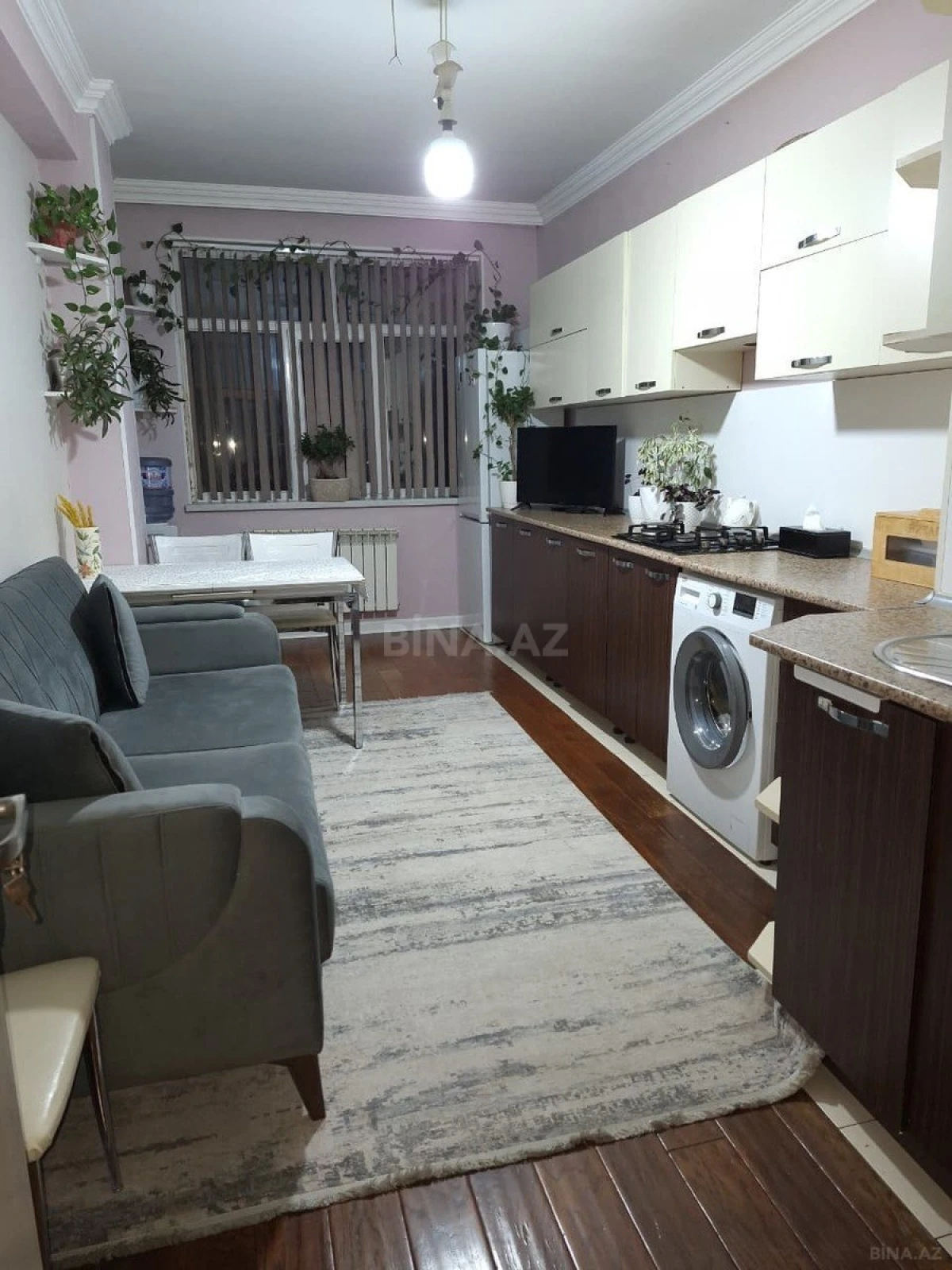 Satılır 2 otaqlı mənzil 78 m²