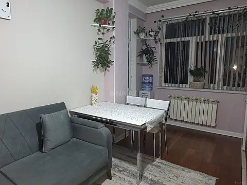 Satılır 2 otaqlı mənzil 78 m²