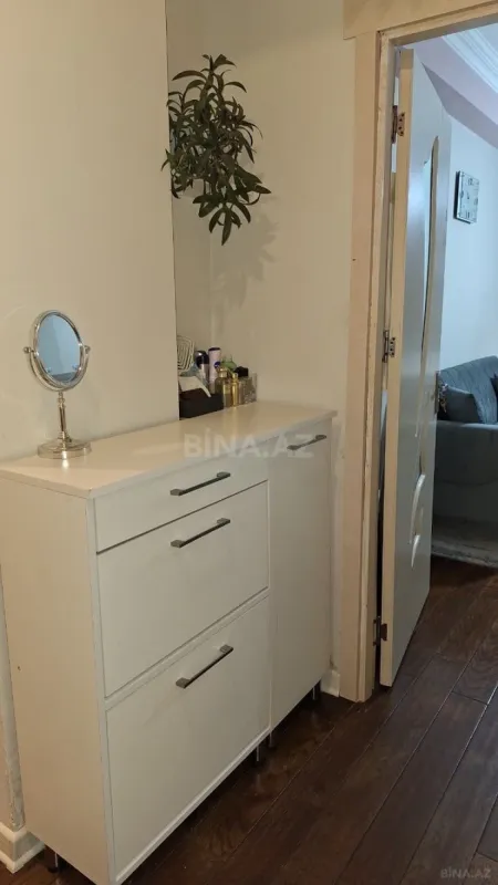 Satılır 2 otaqlı mənzil 78 m²