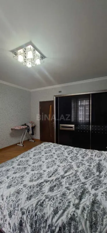 Satılır 2 otaqlı mənzil 95 m²