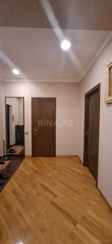 Satılır 2 otaqlı mənzil 95 m²