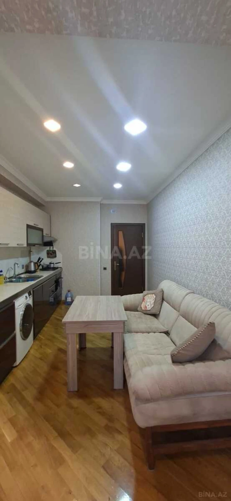 Satılır 2 otaqlı mənzil 95 m²