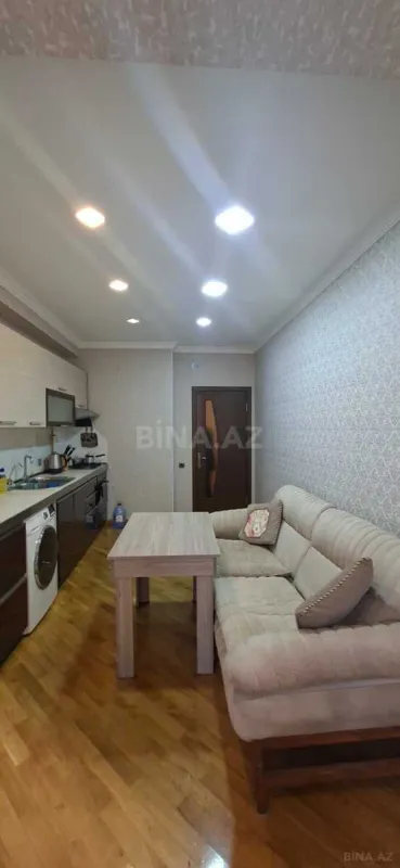 Satılır 2 otaqlı mənzil 95 m²