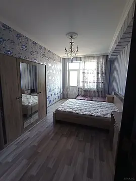 Kirayə verilir 3 otaqlı mənzil 120 m²