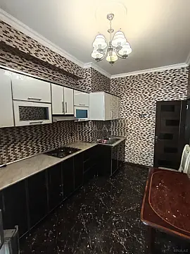 Kirayə verilir 3 otaqlı mənzil 120 m²
