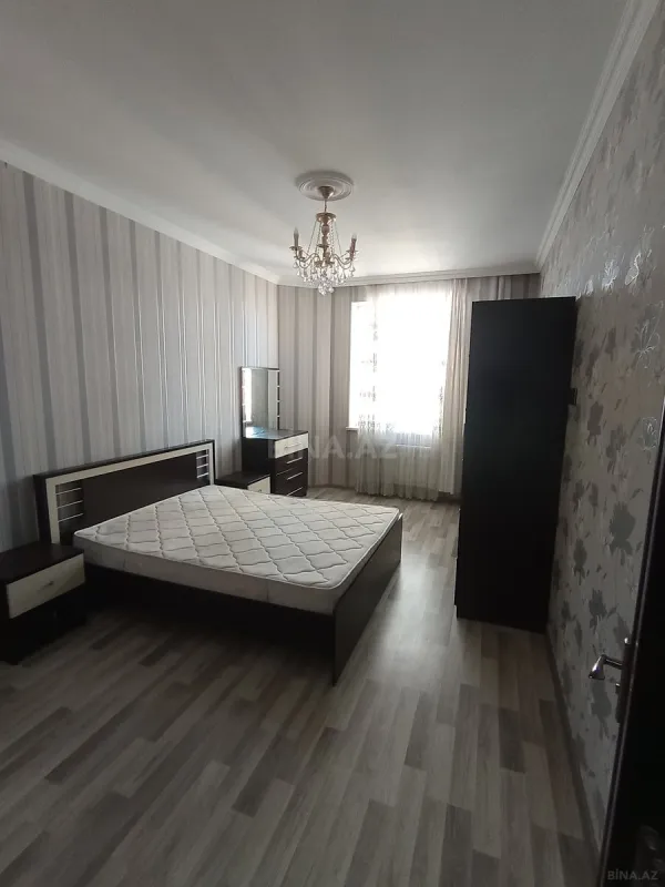 Kirayə verilir 3 otaqlı mənzil 120 m²