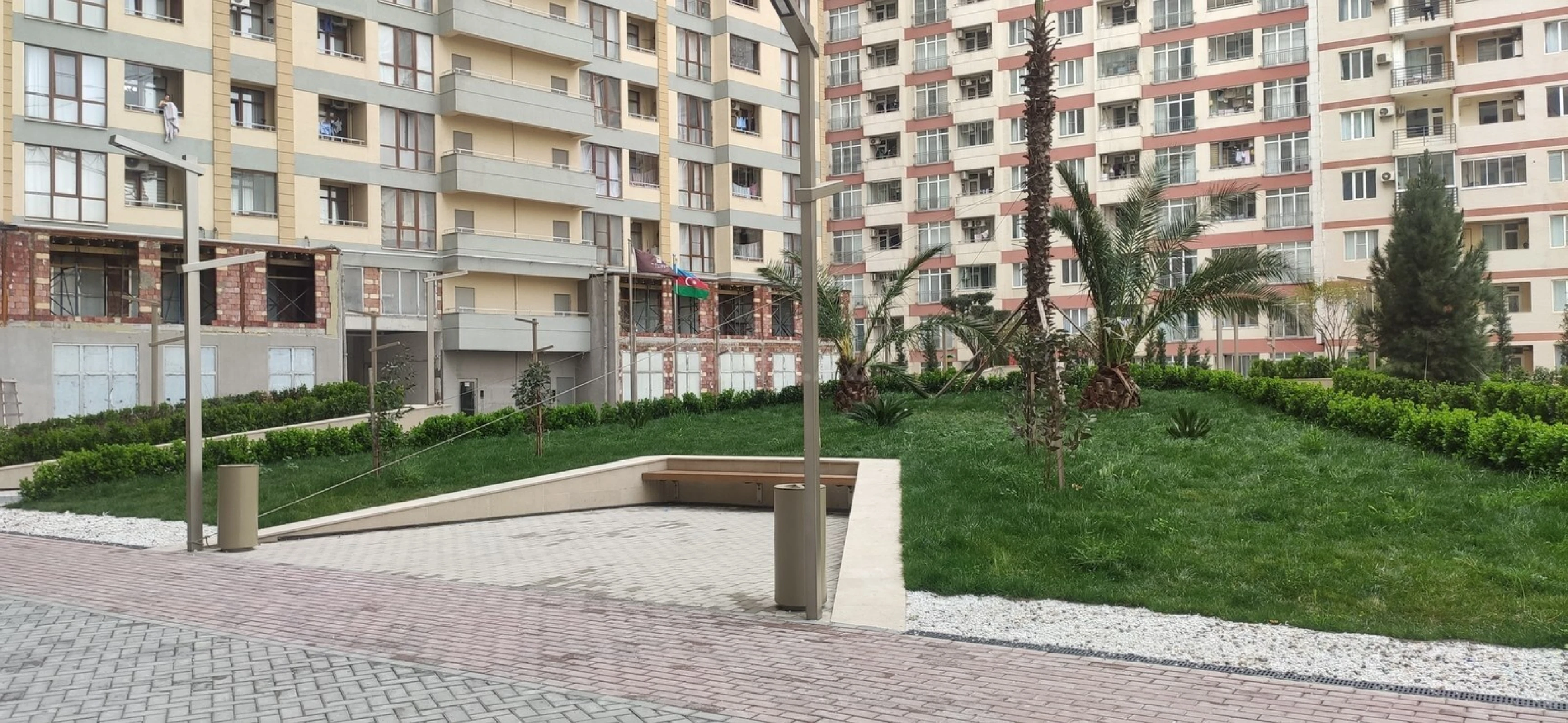Satılır 2 otaqlı mənzil 61 m²