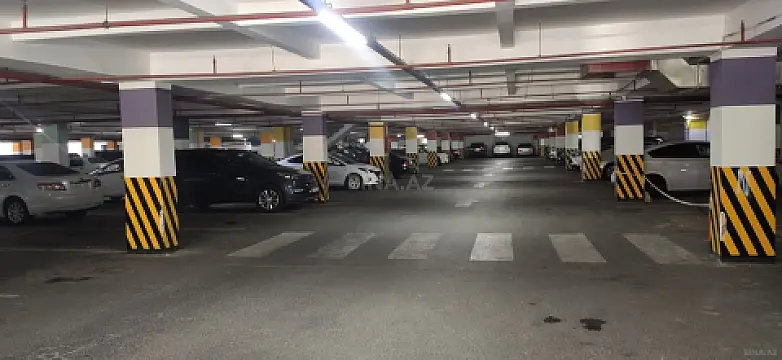 Satılır 2 otaqlı mənzil 61 m²