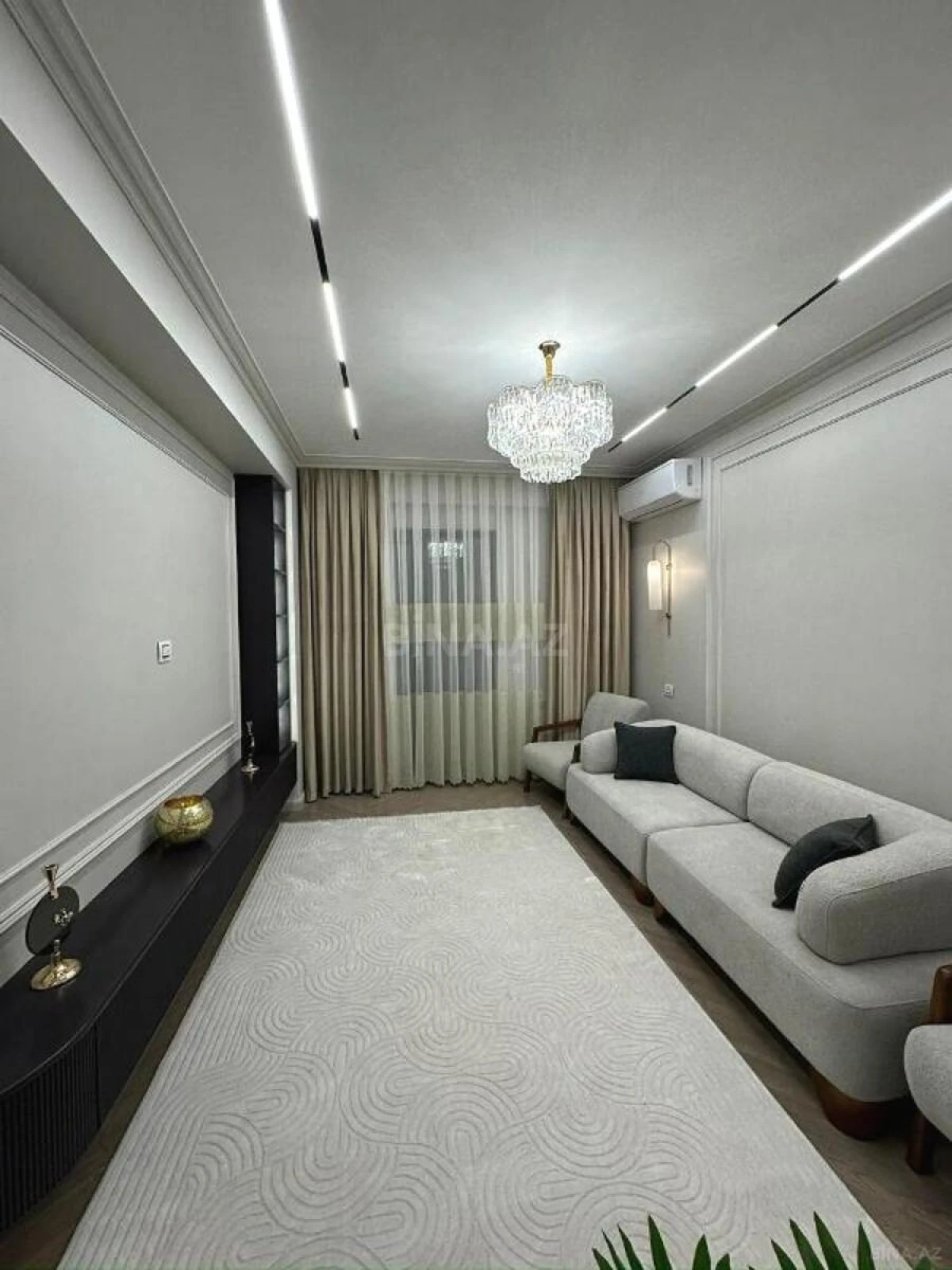 Satılır 2 otaqlı mənzil 65 m²
