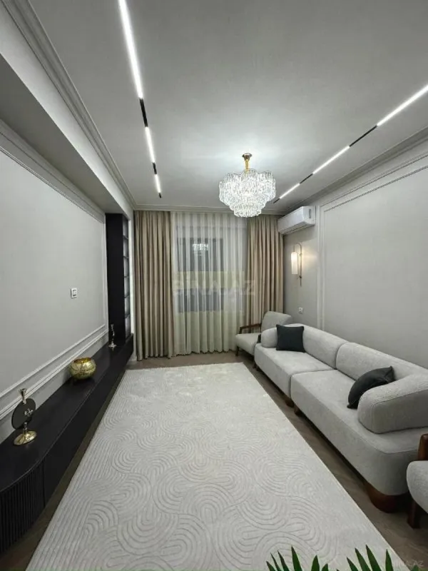 Satılır 2 otaqlı mənzil 65 m²