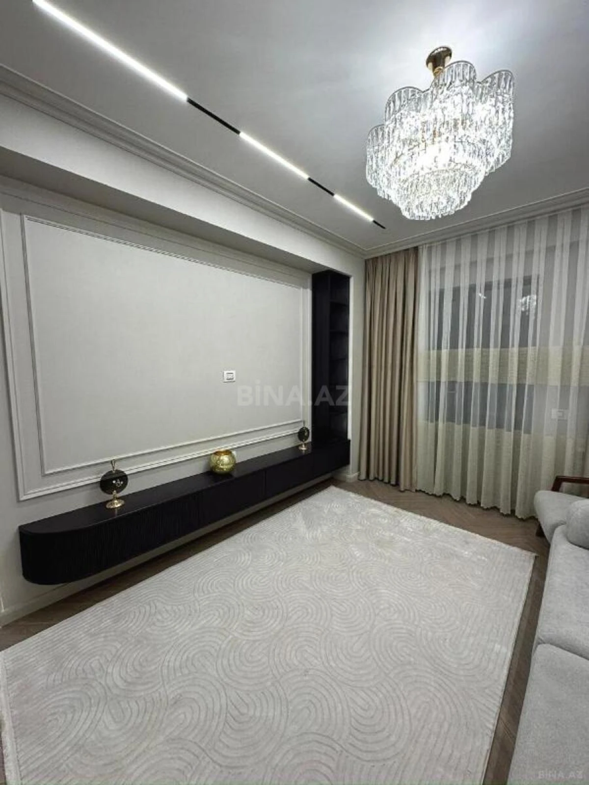 Satılır 2 otaqlı mənzil 65 m²
