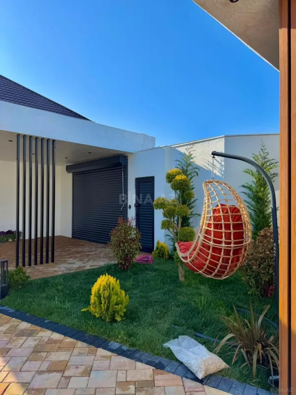 Satılır 5 otaqlı həyət evi 250 m²