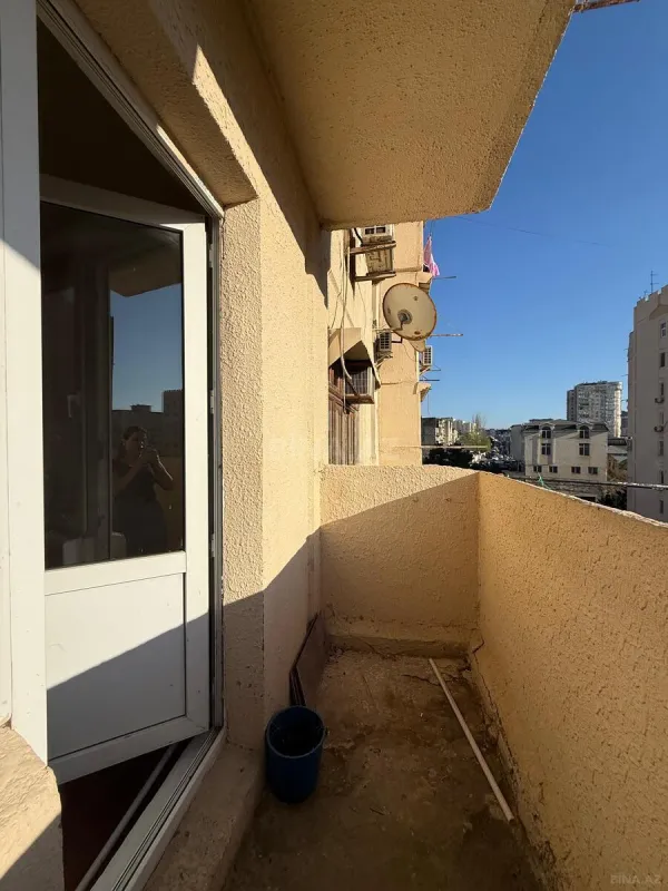 Satılır 3 otaqlı mənzil 76 m²