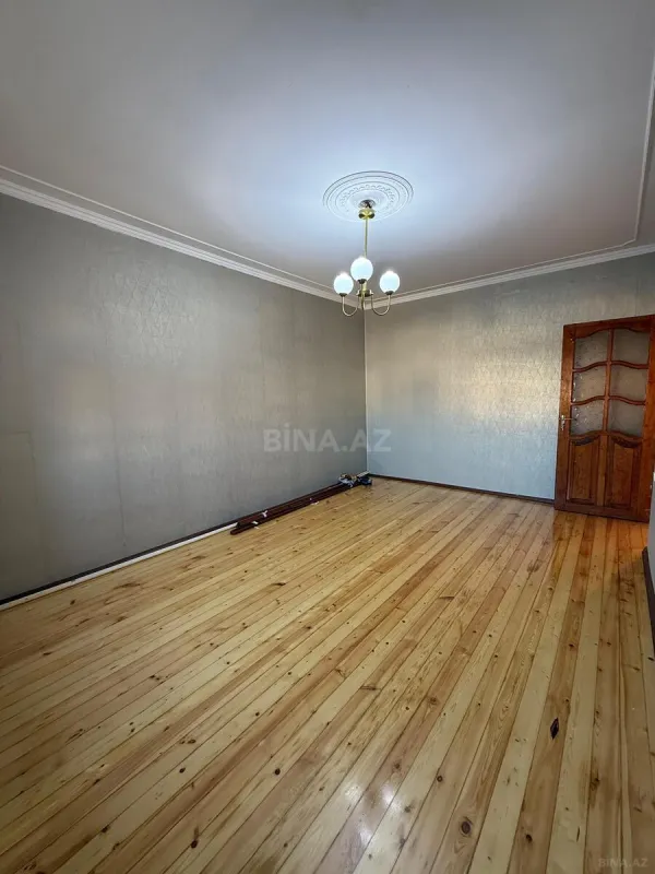 Satılır 3 otaqlı mənzil 76 m²