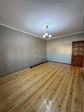 Satılır 3 otaqlı mənzil 76 m²