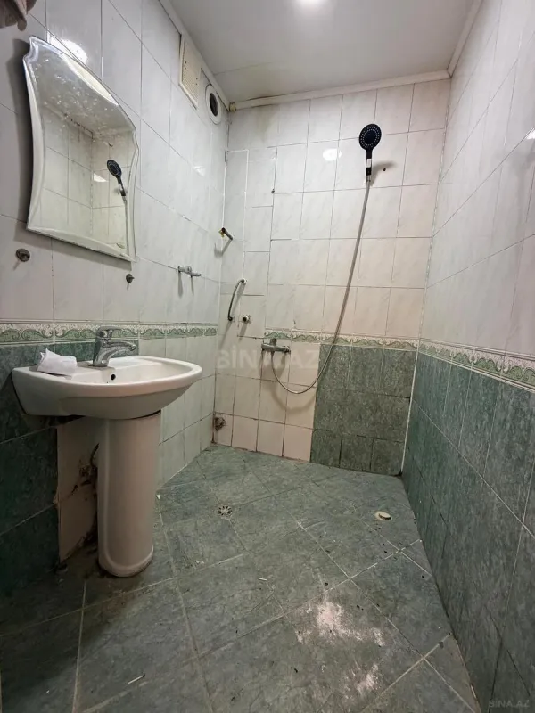 Satılır 3 otaqlı mənzil 76 m²
