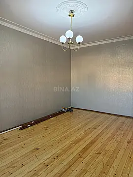 Satılır 3 otaqlı mənzil 76 m²