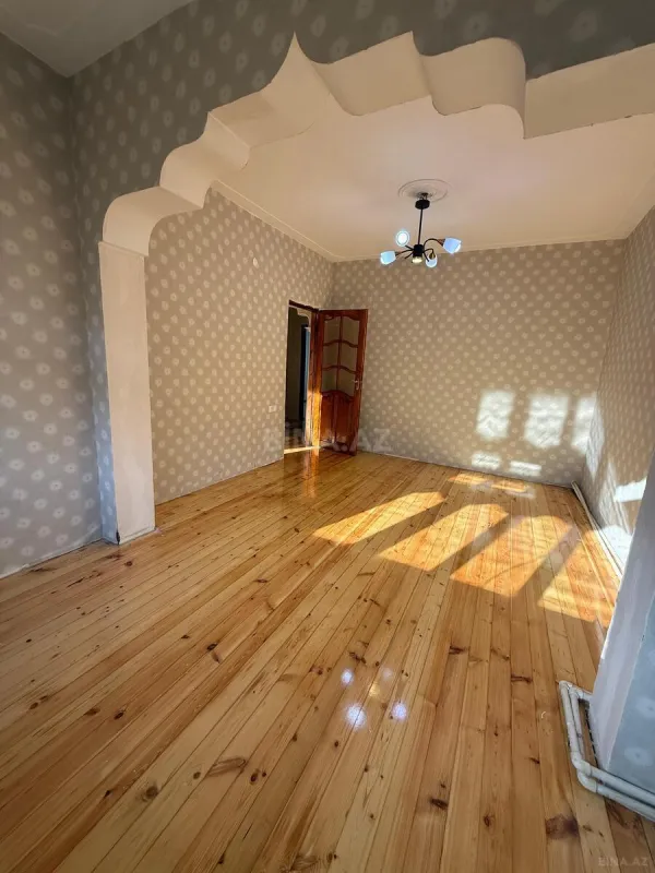 Satılır 3 otaqlı mənzil 76 m²