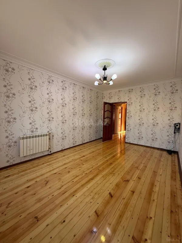 Satılır 3 otaqlı mənzil 76 m²