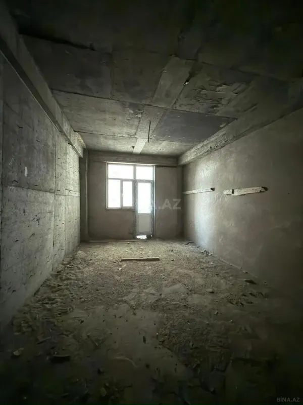 Satılır 4 otaqlı mənzil 190.5 m²