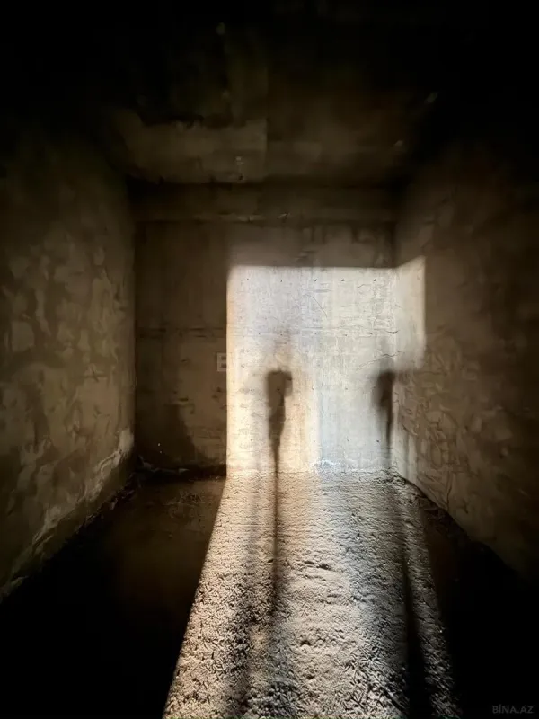 Satılır 4 otaqlı mənzil 190.5 m²