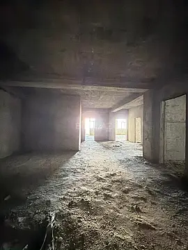 Satılır 4 otaqlı mənzil 190.5 m²