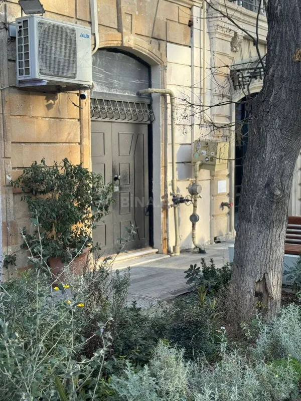 Satılır 2 otaqlı mənzil 47 m²