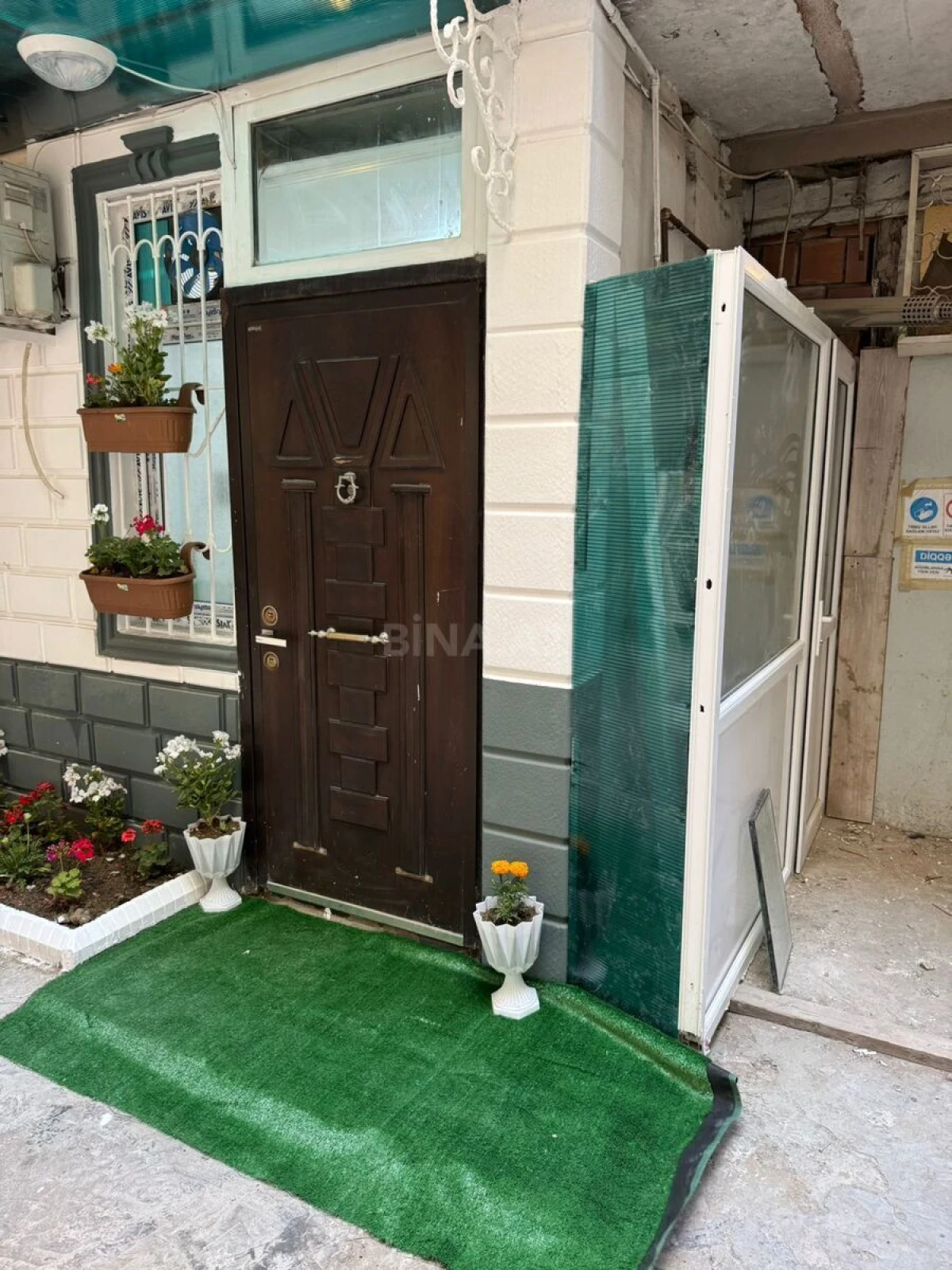 Satılır 2 otaqlı mənzil 47 m²