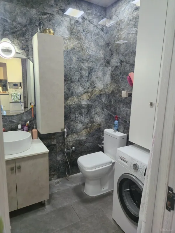 Satılır 2 otaqlı mənzil 66 m²