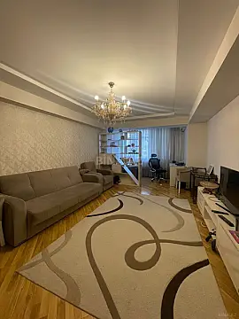 Satılır 2 otaqlı mənzil 80 m²
