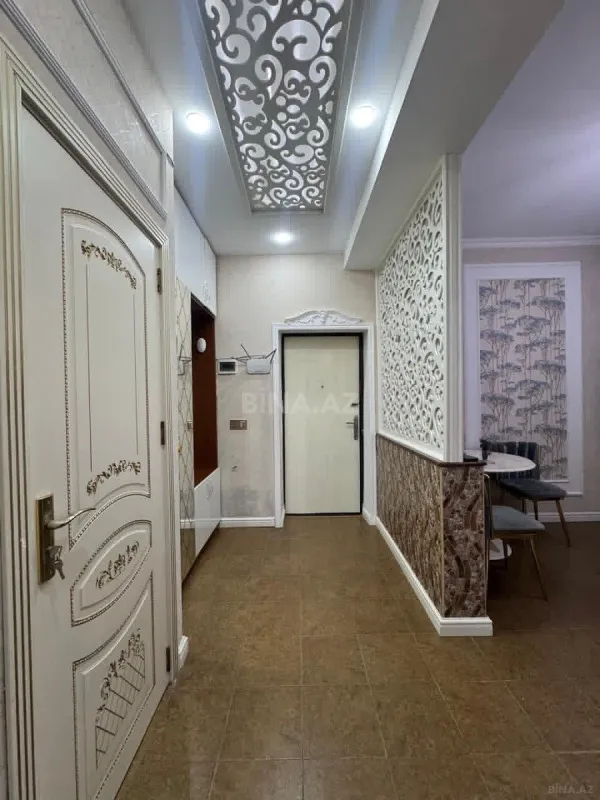 Satılır 2 otaqlı mənzil 76 m²