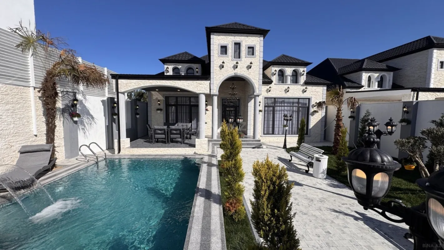 Satılır 5 otaqlı həyət evi 250 m²