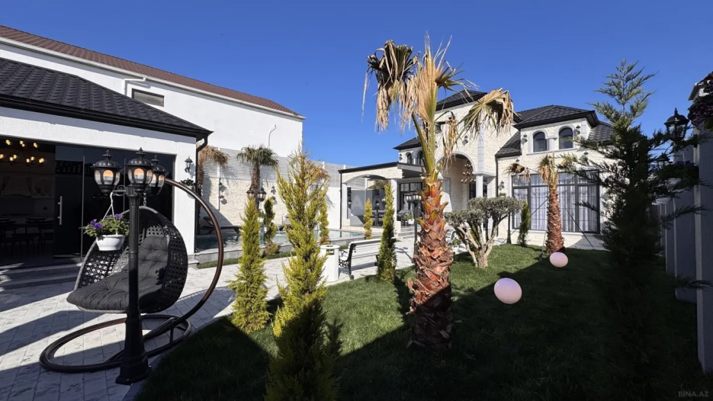 Satılır 5 otaqlı həyət evi 250 m²