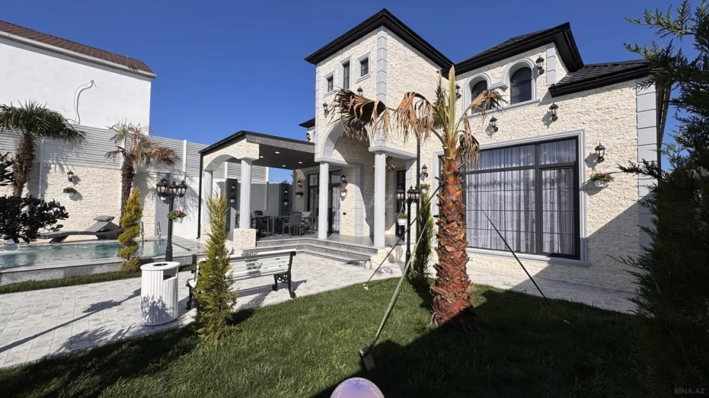 Satılır 5 otaqlı həyət evi 250 m²