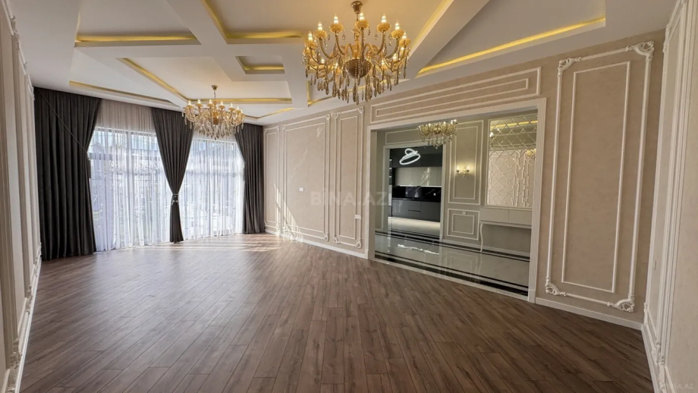 Satılır 5 otaqlı həyət evi 250 m²